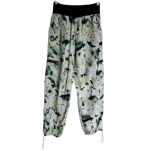 Zumba Fitness Marvelous Cargo Pants‎ in Dazzling Blue Marble Women’s Size Large - Picture 1 of 13